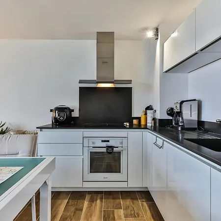 Duplex 4 Etoiles, Vue Et Port De Plaisance 公寓