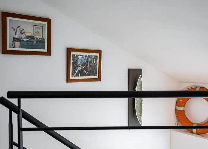 Duplex 4 Etoiles, Vue Et Port De Plaisance *